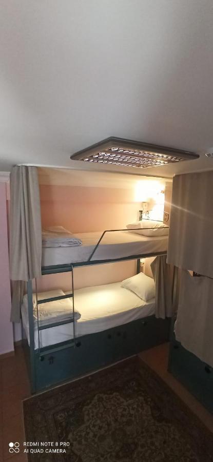 Agora Hostel Стамбул Экстерьер фото
